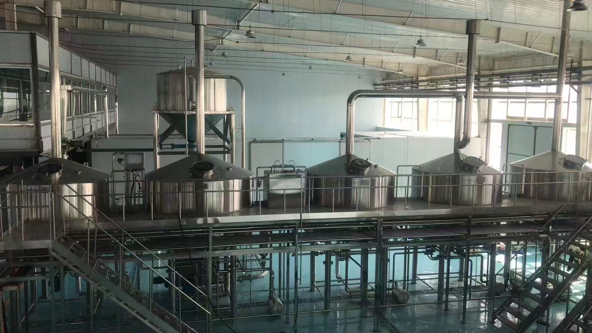 温江精酿啤酒设备厂—精酿啤酒设备主要生产工艺与核心技术